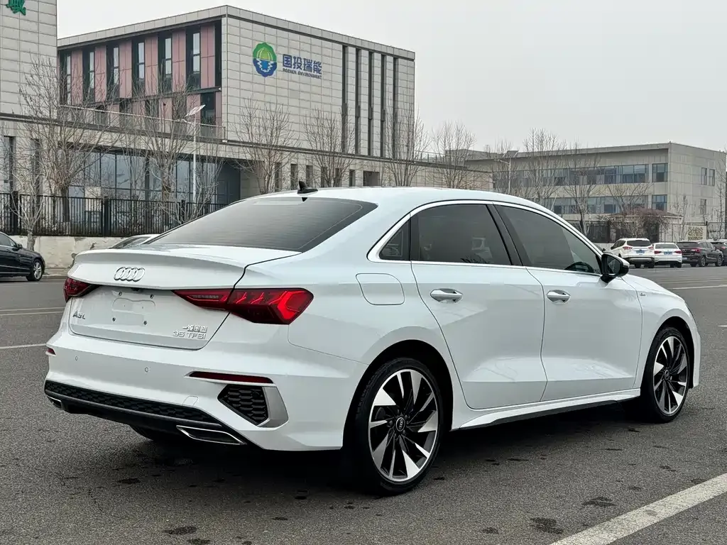 Audi A3 2023 из CN, фото 5