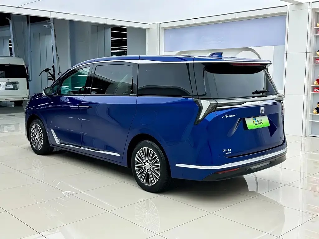 Buick GL8 Hybrid 2024 из CN, фото 4