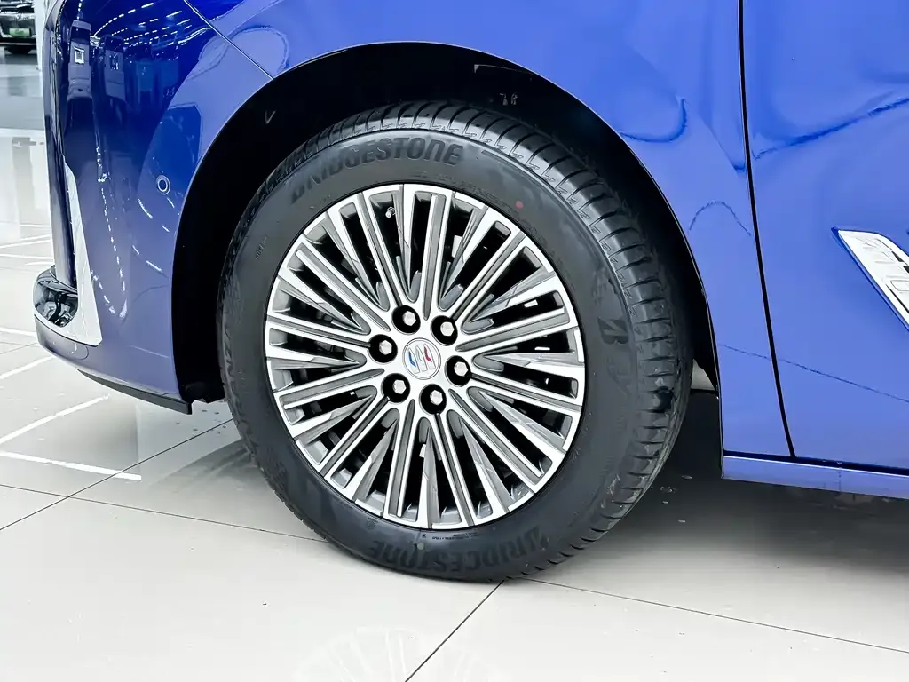 Buick GL8 Hybrid 2024 из CN, фото 10