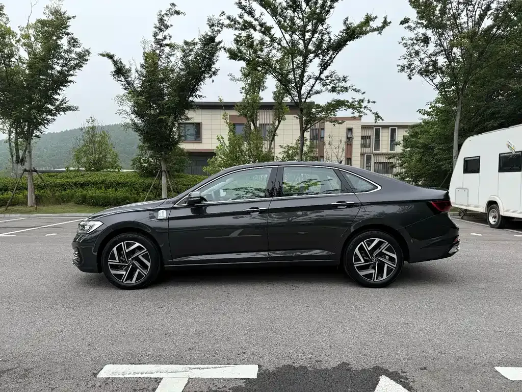 Volkswagen Sagitar 2024 из CN, фото 7