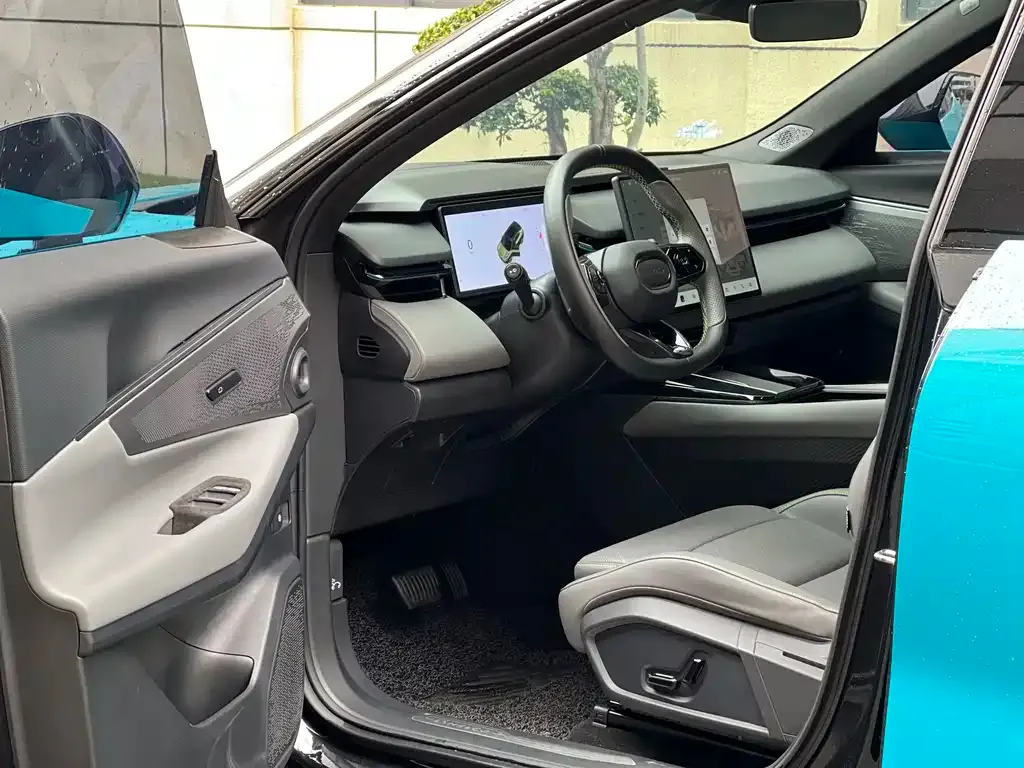 Lynk & Co 08 EM-P 2024 из CN, фото 7