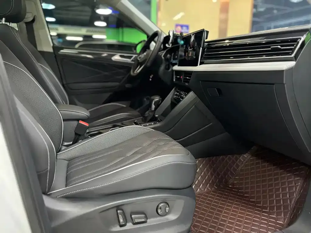 Volkswagen Tiguan L New Energy 2024 из CN, фото 8