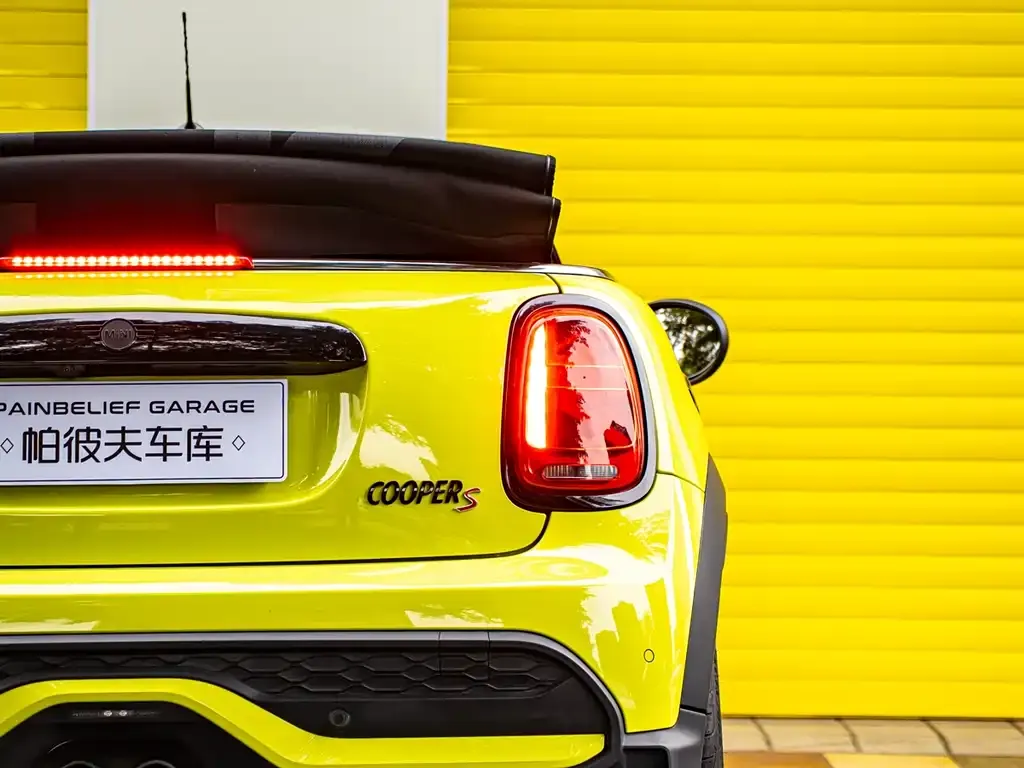 MINI Cooper (3-door) 2023 из CN, фото 9