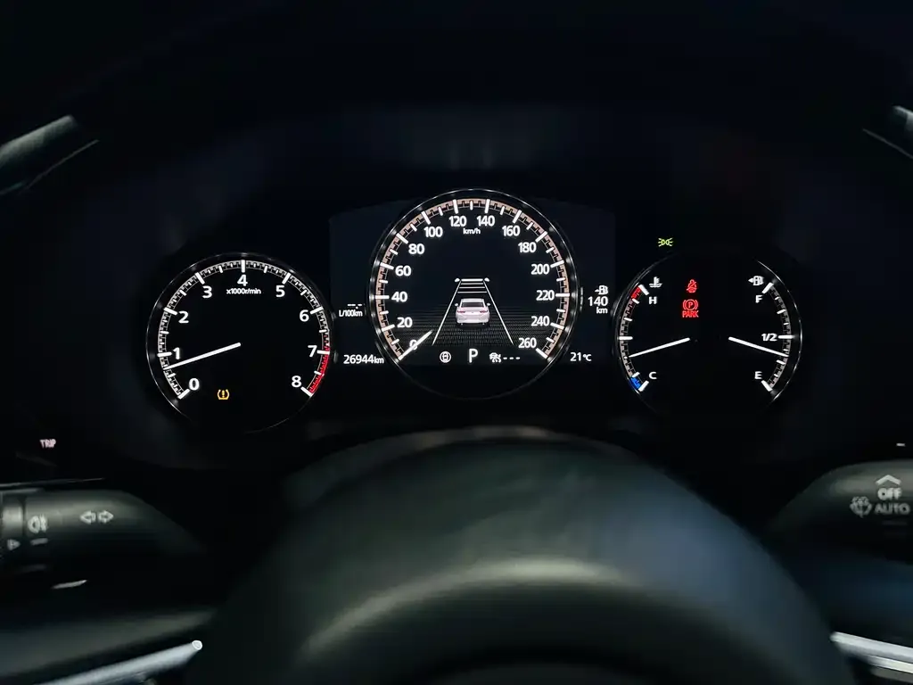 Mazda 3 Axela 2024 из CN, фото 3