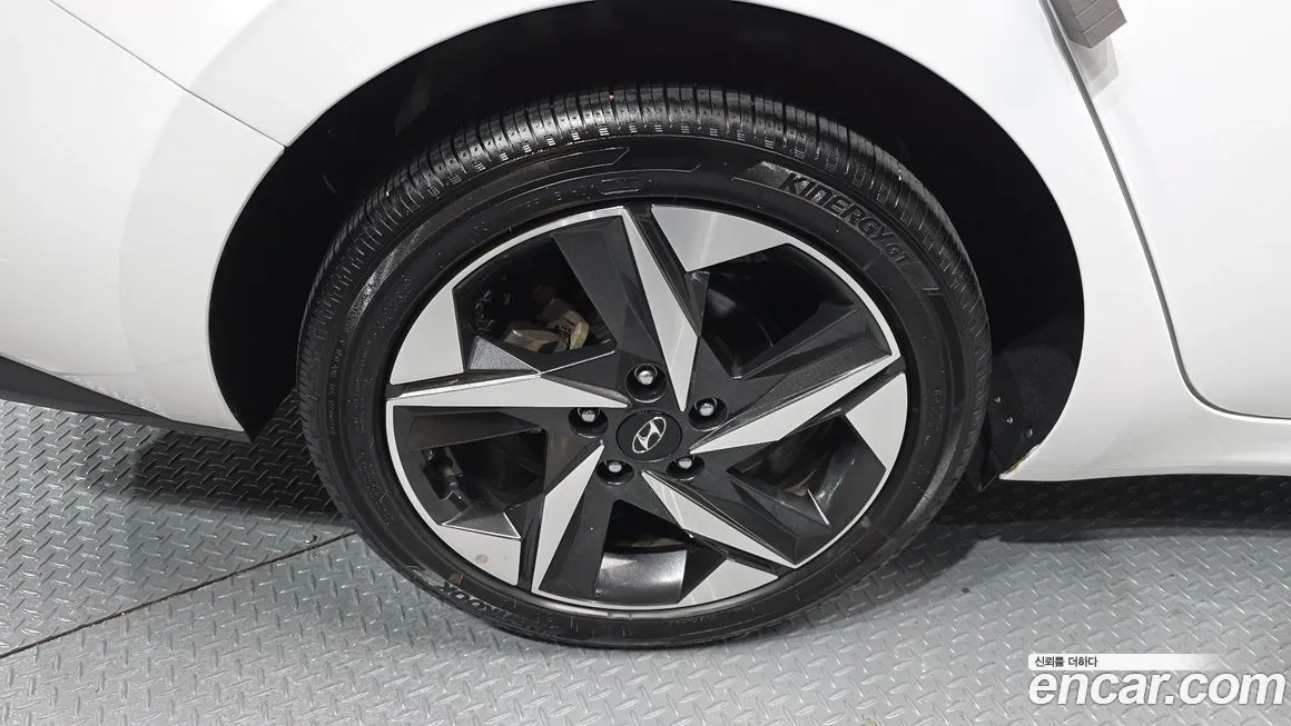Hyundai AVANTE — фото 7