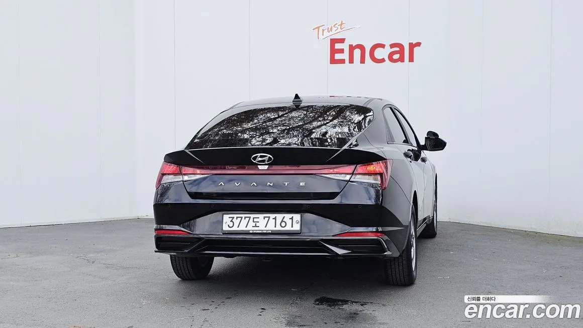 Hyundai AVANTE — фото 2