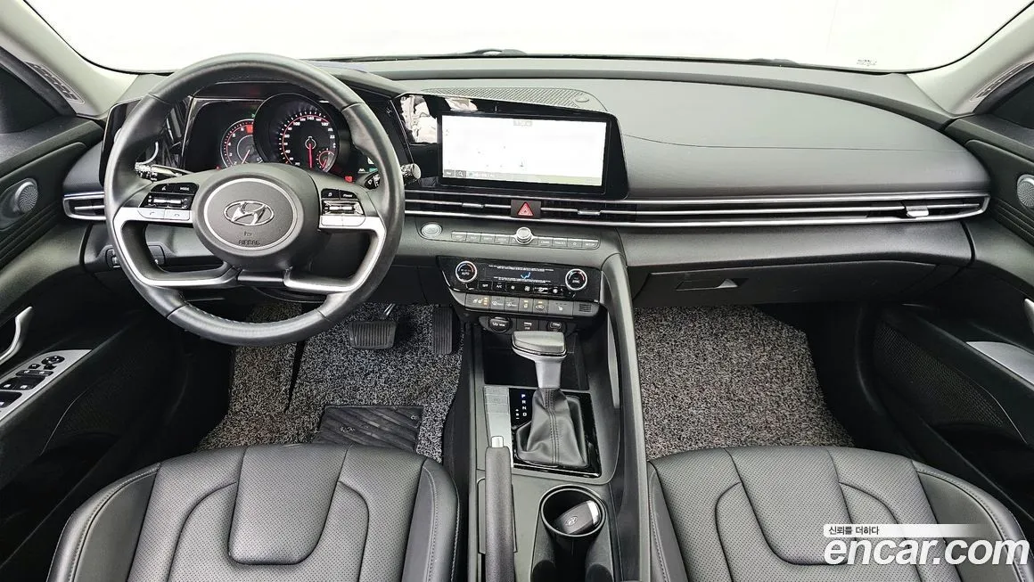 Hyundai AVANTE — фото 3