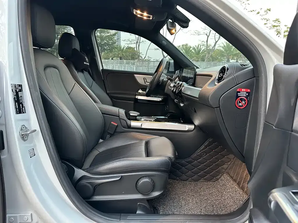 Mercedes-Benz GLB 2021 из CN, фото 4