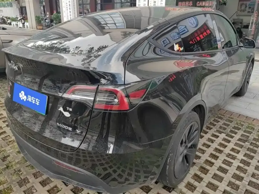 Tesla Model Y 2023 из CN, фото 4