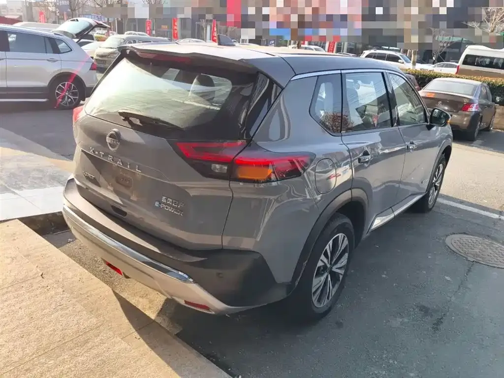 Nissan X-Trail 2024 из CN, фото 2