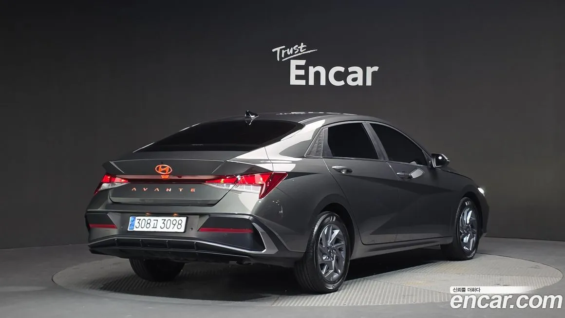 Hyundai AVANTE — фото 2