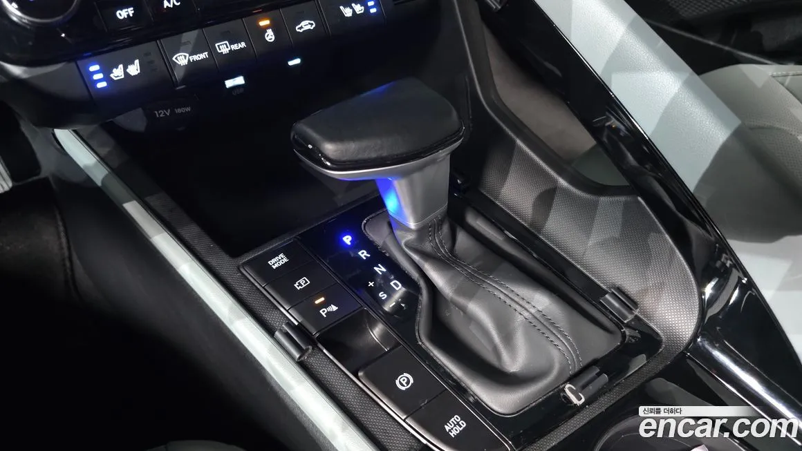 Hyundai AVANTE — фото 9