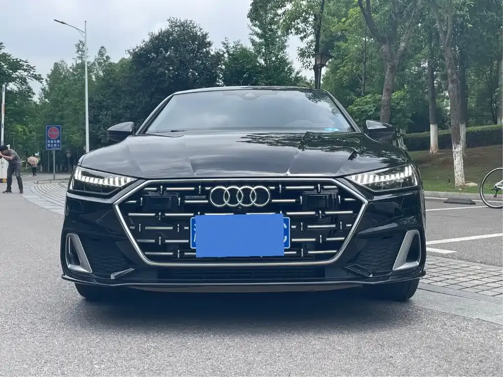 Audi A7L 2024 из CN, фото 2
