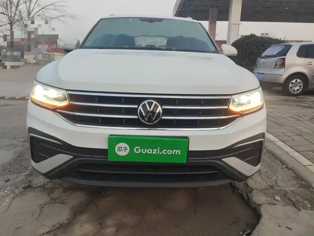Volkswagen Tiguan L 2023 из CN, фото 2
