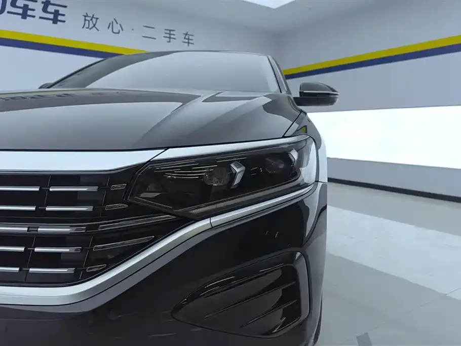 Volkswagen Passat 2023 из CN, фото 2