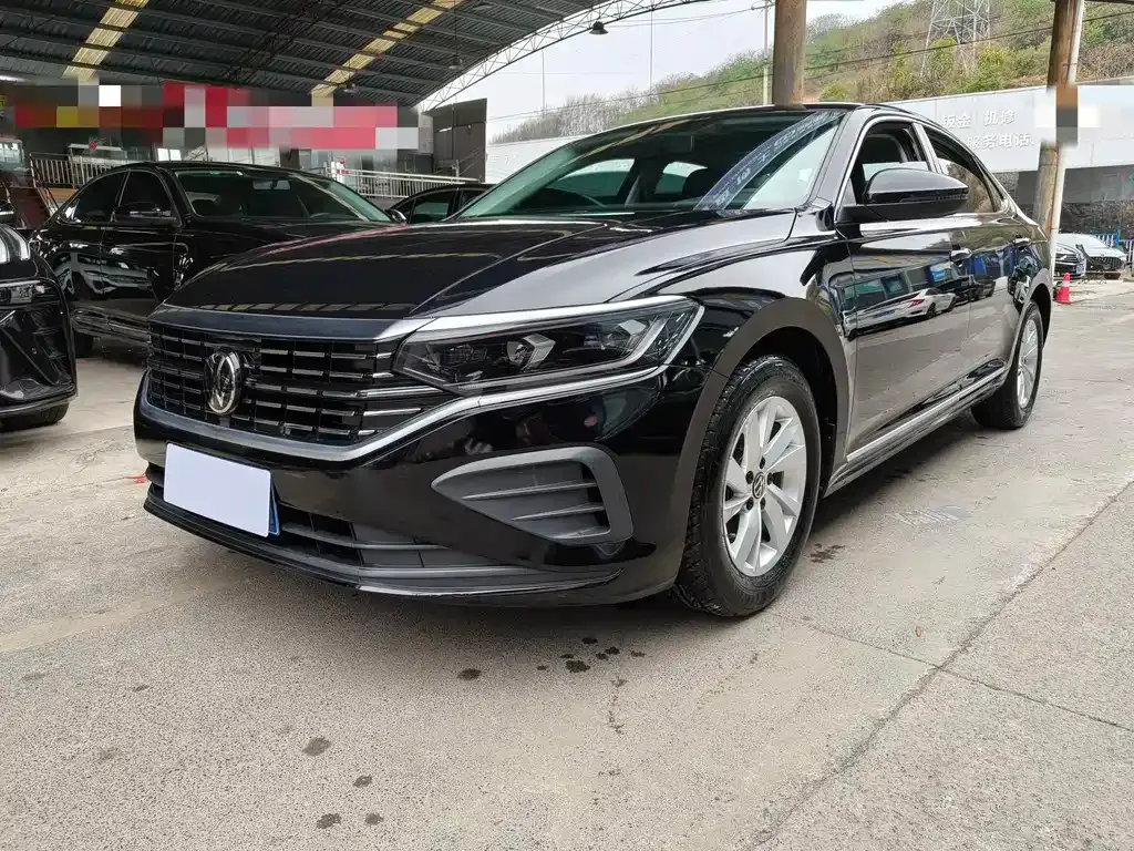 Volkswagen Passat 2023 из CN, фото 1