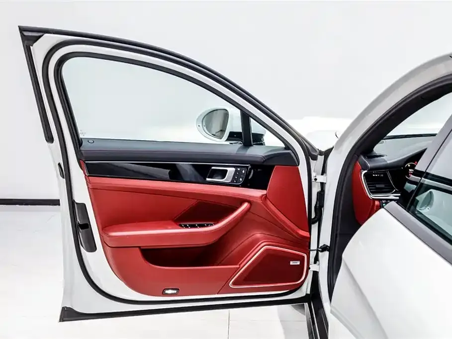 Porsche Panamera 2022 из CN, фото 2