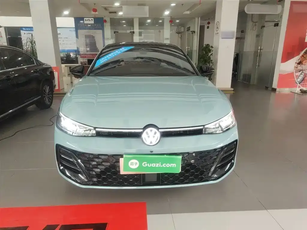 Volkswagen Passat 2024 из CN, фото 10