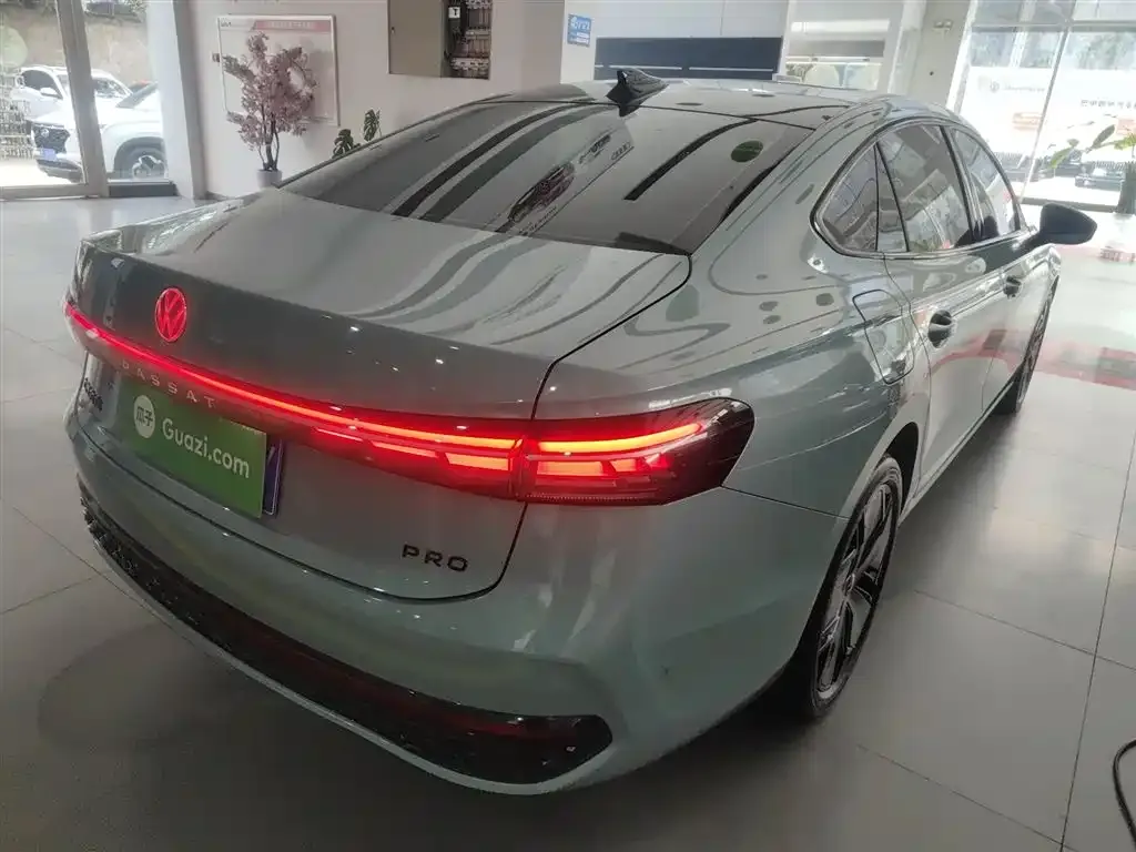 Volkswagen Passat 2024 из CN, фото 4