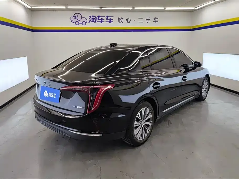 Hongqi E-QM5 2023 из CN, фото 3