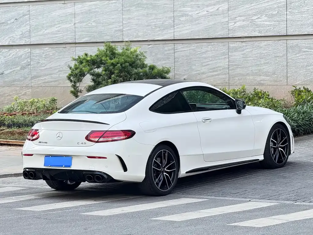 Mercedes-Benz C-Class AMG — фото 3