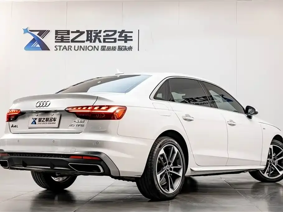 Audi A4L 2024 из CN, фото 3