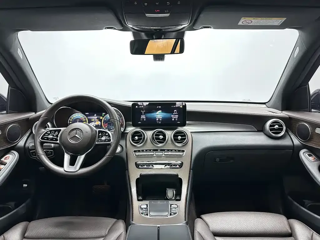 Mercedes-Benz GLC 2023 из CN, фото 7