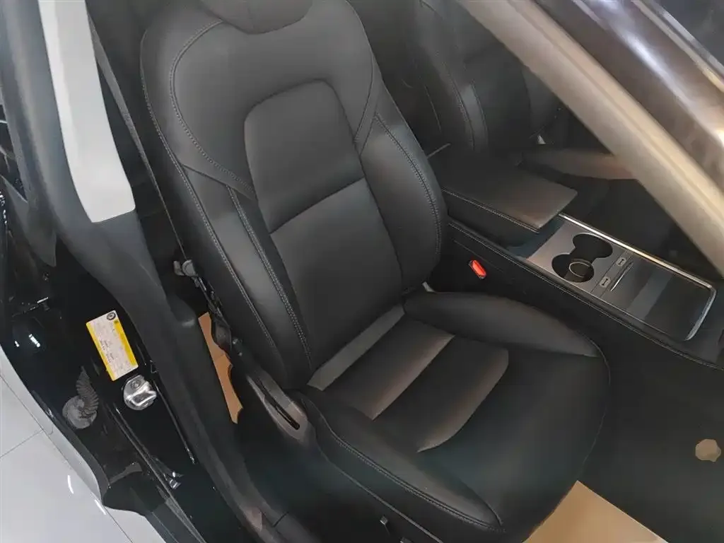 Tesla Model Y 2023 из CN, фото 4