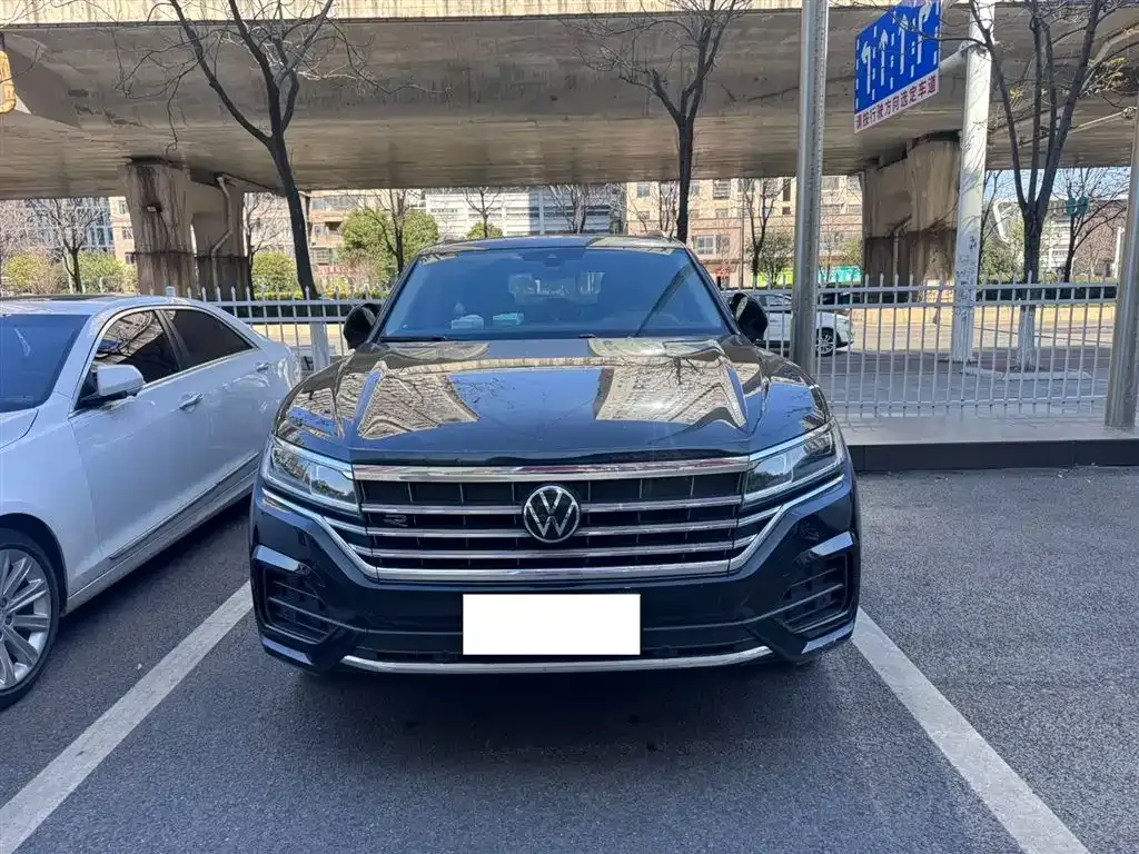 Volkswagen Touareg 2024 из CN, фото 5