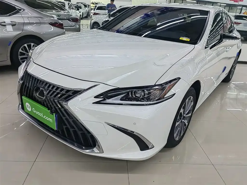 Lexus ES 2023 из CN, фото 7