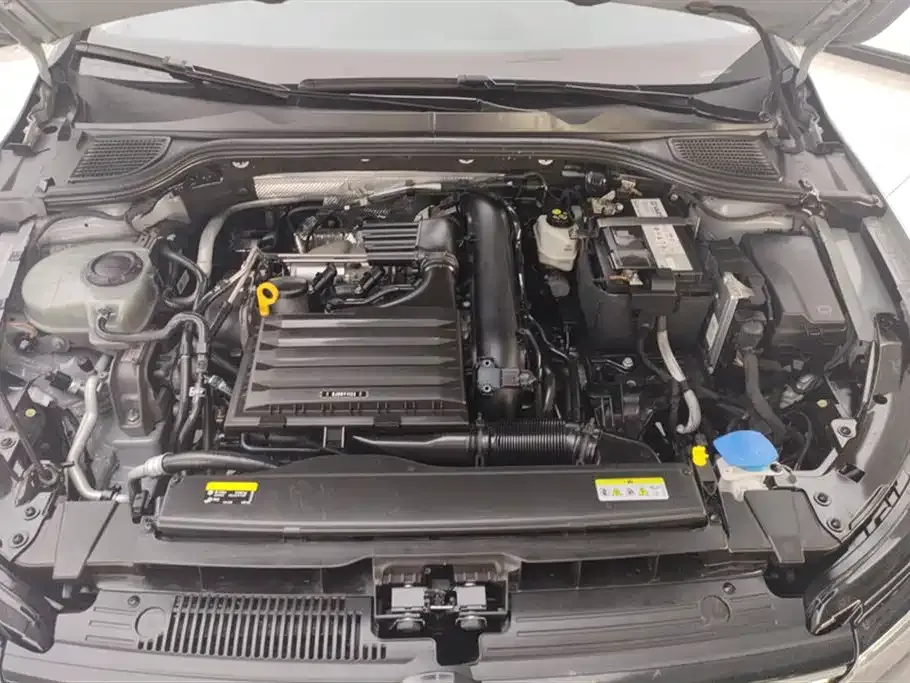 Volkswagen Golf 2021 из CN, фото 10