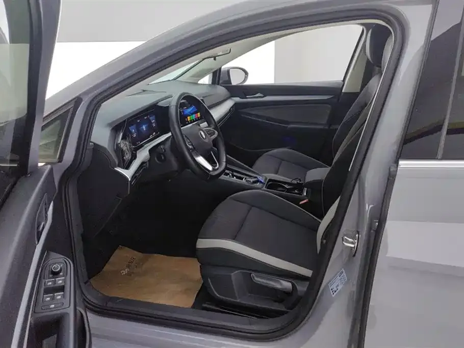 Volkswagen Golf 2021 из CN, фото 9