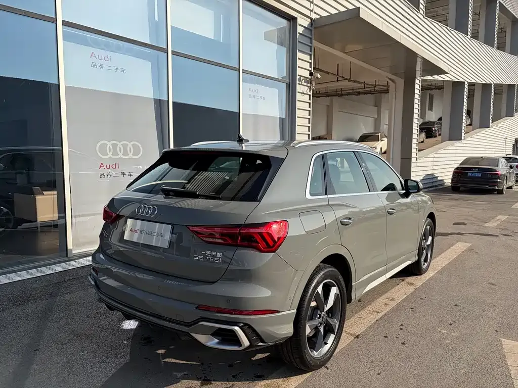 Audi Q3 2023 из CN, фото 7