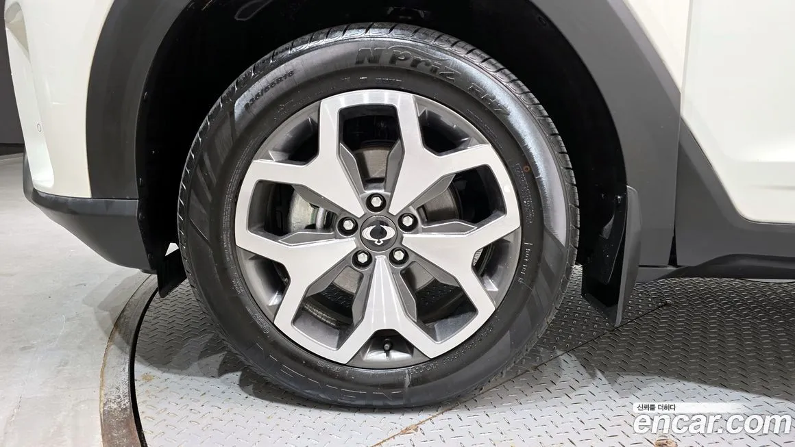 KG Mobility (Ssangyong) Torres — фото 3