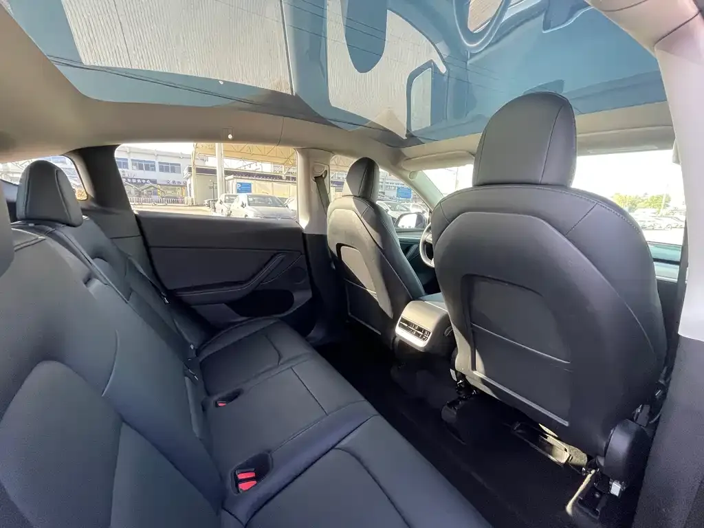 Tesla Model Y 2021 из CN, фото 10