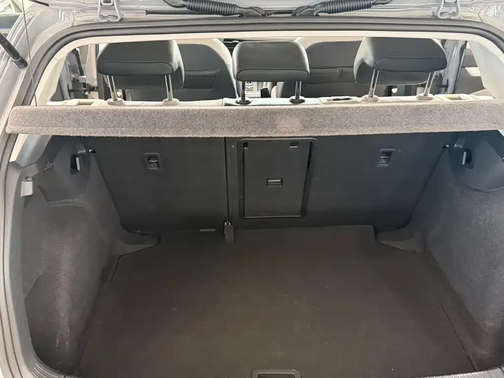 Volkswagen Golf 2022 из CN, фото 8