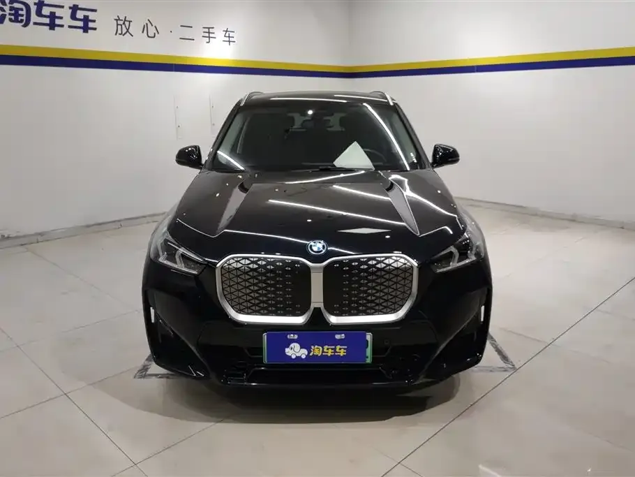 BMW iX1 2025 из CN, фото 4