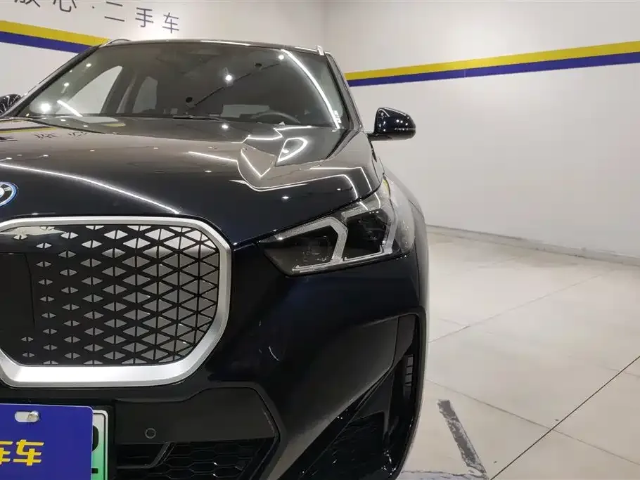 BMW iX1 2025 из CN, фото 8