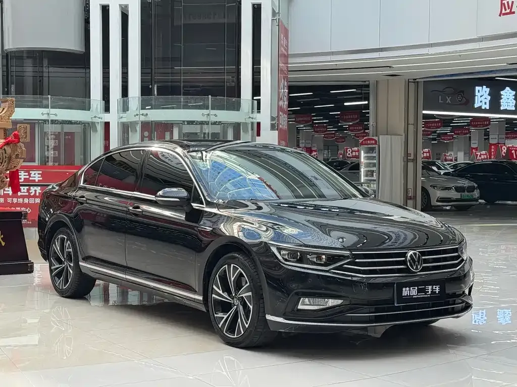 Volkswagen Magotan 2022 из CN, фото 2