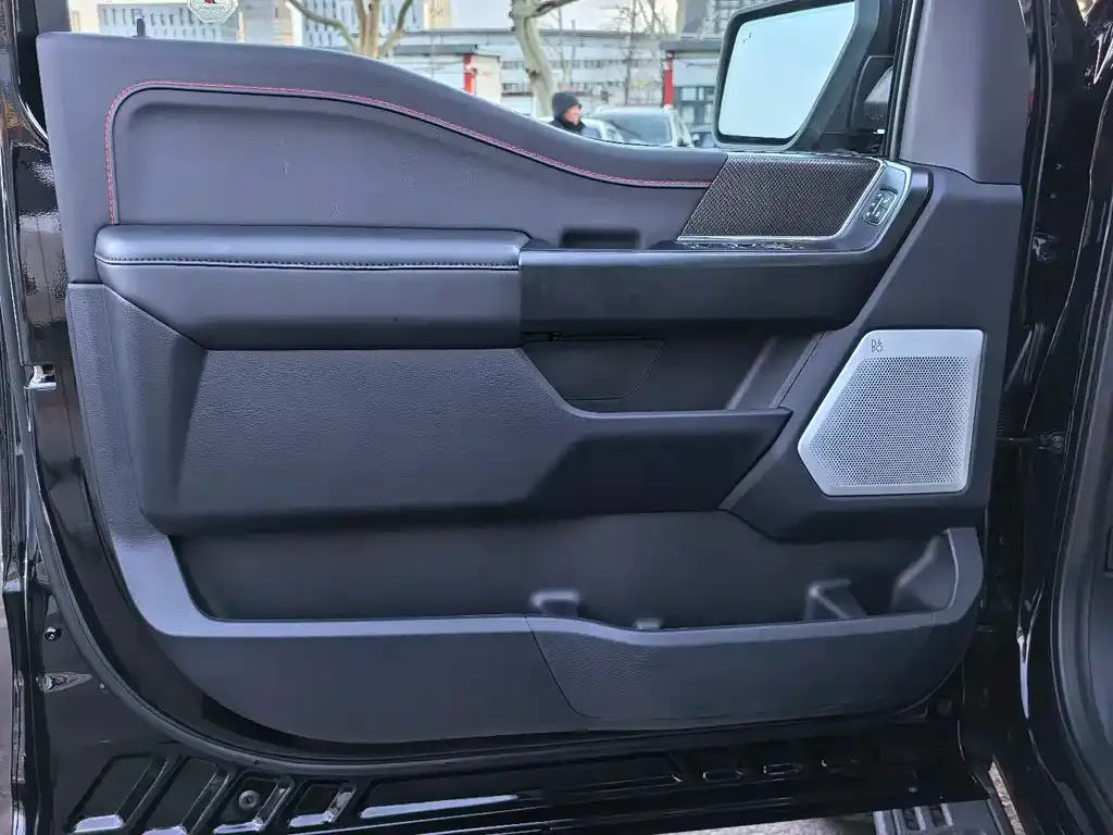 Ford F-150 Raptor 2025 из CN, фото 3