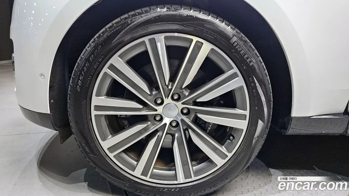 Land Rover Range Rover 2023 из KR, фото 8