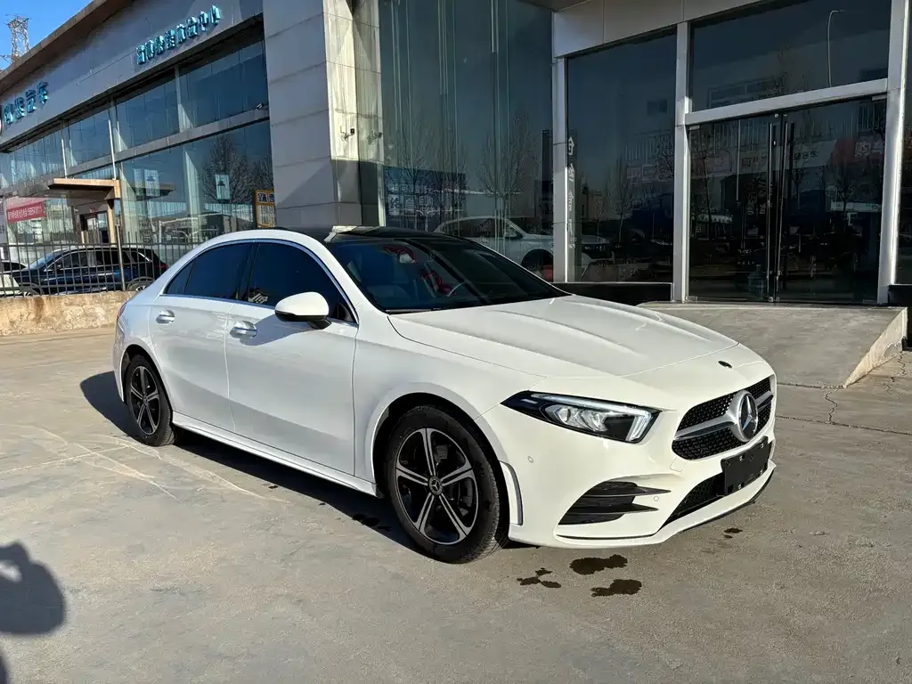 Mercedes-Benz A-Class — фото 10