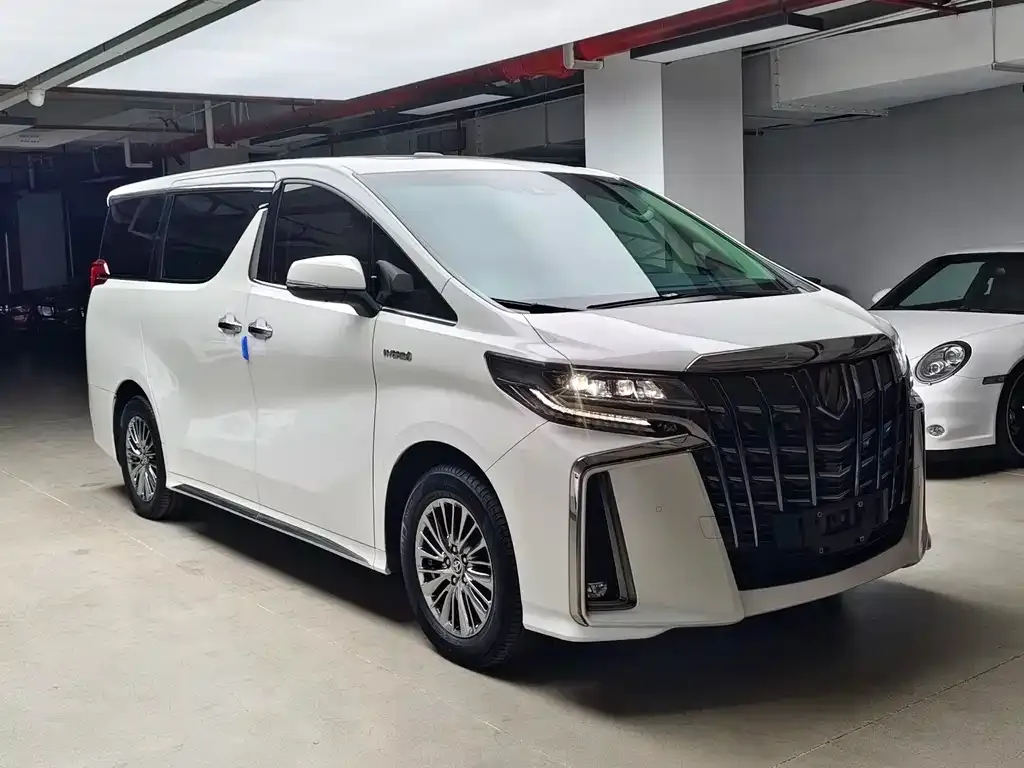 Toyota Alphard 2023 из CN, фото 8