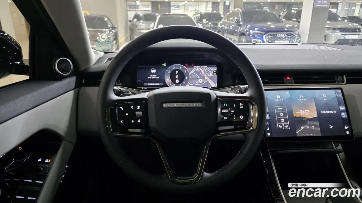 [object Object] Range Rover Evoque 2025 из KR, фото 10