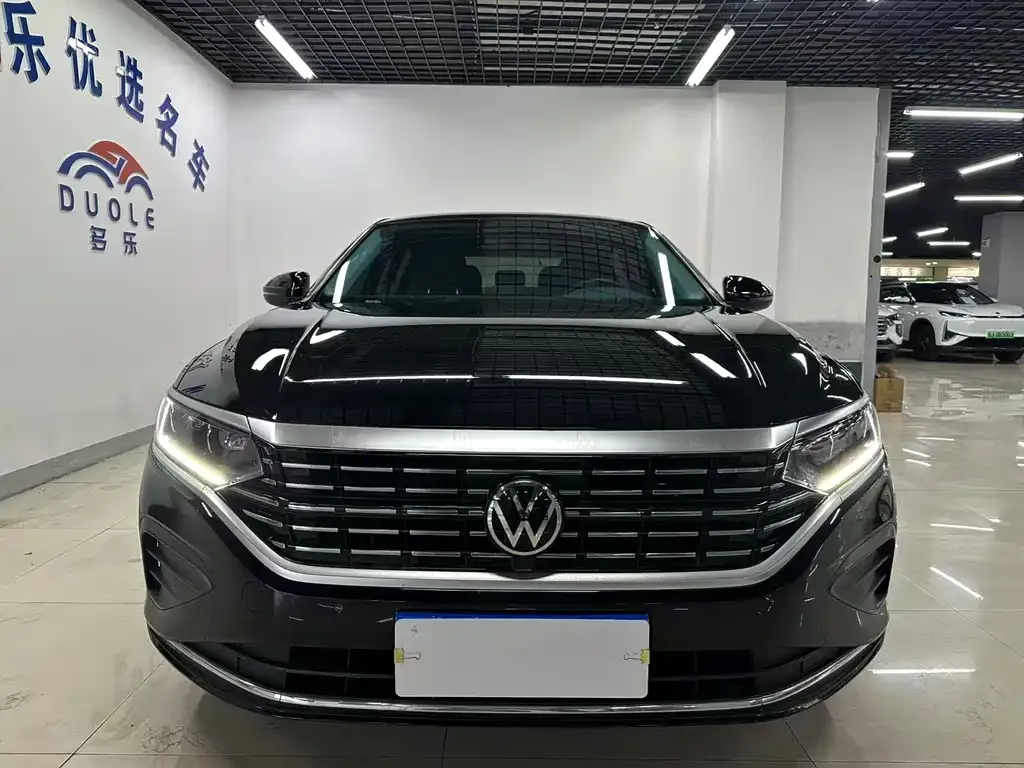Volkswagen Passat — фото 2
