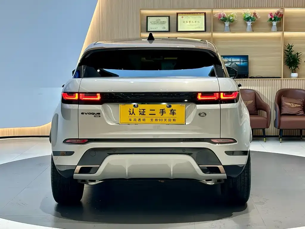 Land Rover Evoque — фото 4