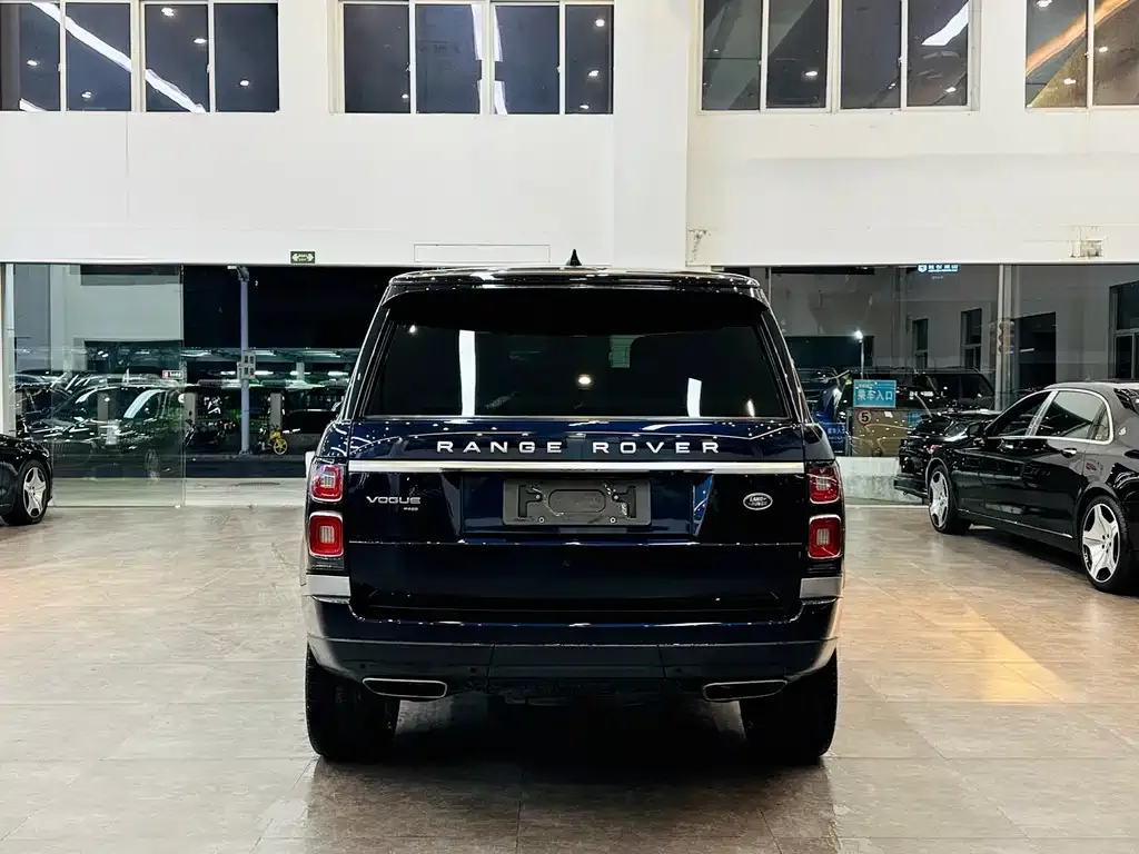 Land Rover Range Rover 2021 из CN, фото 2
