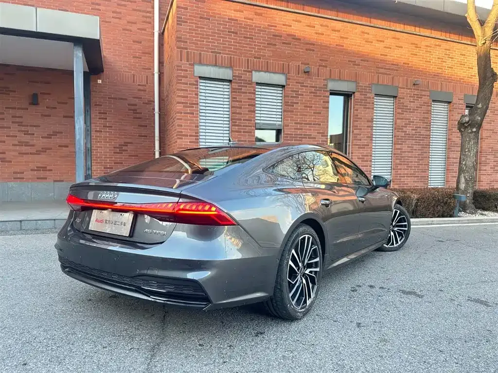 Audi A7 — фото 6