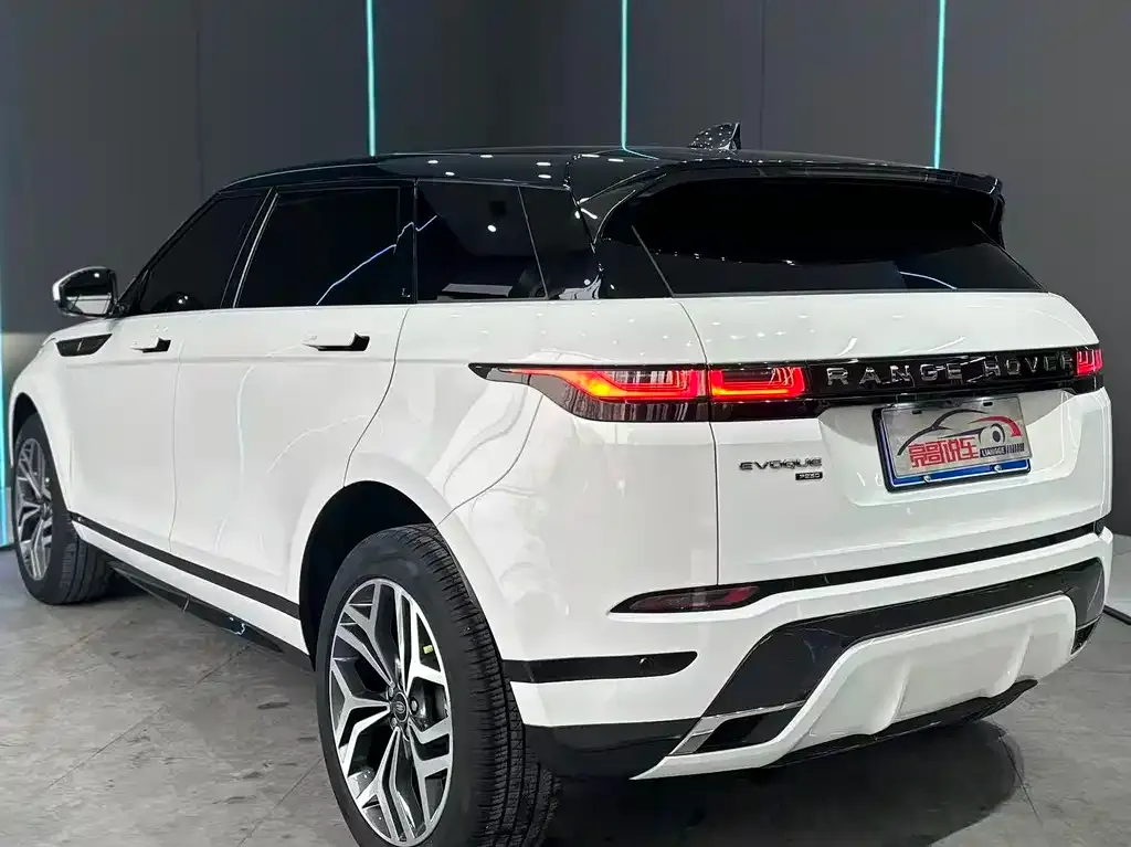 Land Rover Evoque — фото 6