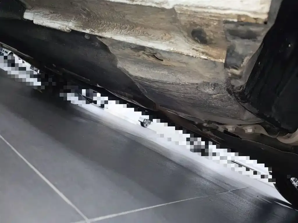 Audi A4L 2024 из CN, фото 3